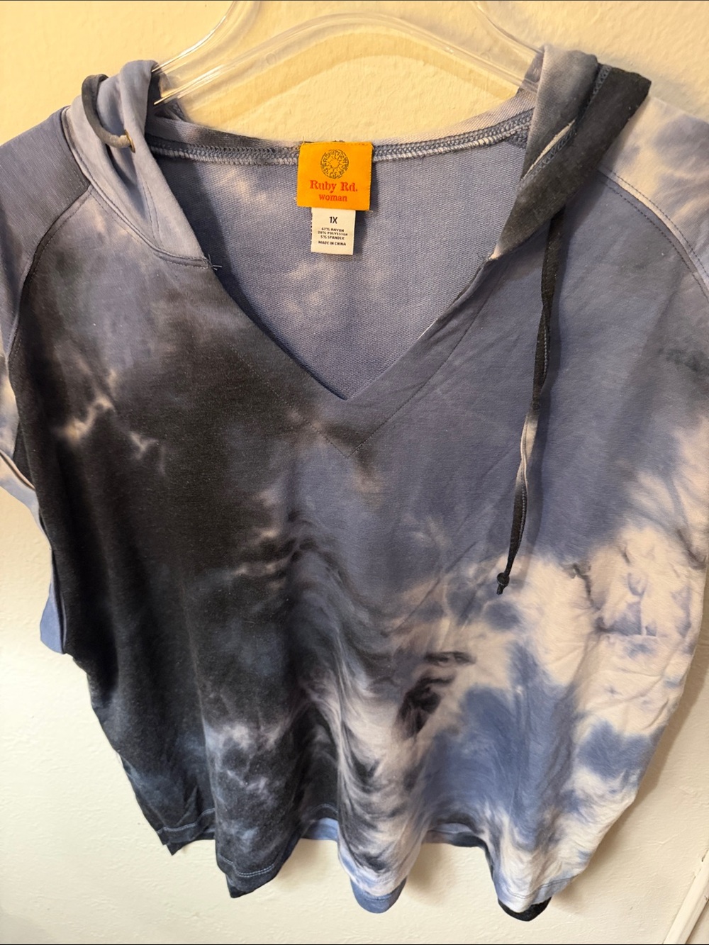 Ruby Rd. Blue, Black and White Tie-Dye V-Neck Hoodie
